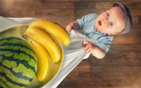 هنوانه و موز برای بچه کودک